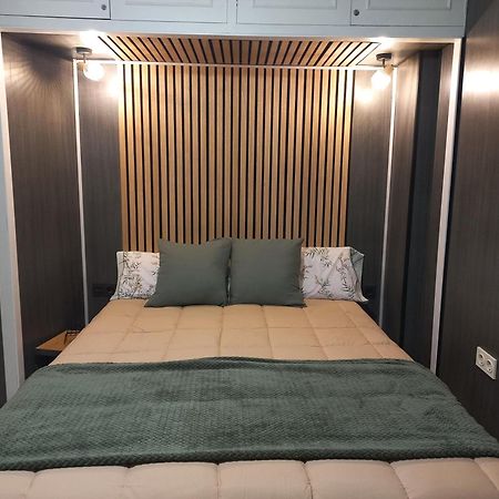 Apartamento E&R Malaga Centro- Parking Gratis Exterior photo