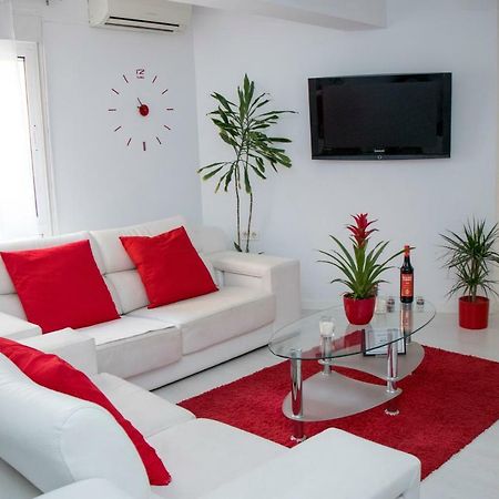 Apartamento E&R Malaga Centro- Parking Gratis Exterior photo