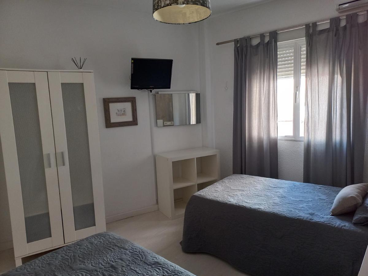 Apartamento E&R Malaga Centro- Parking Gratis Exterior photo