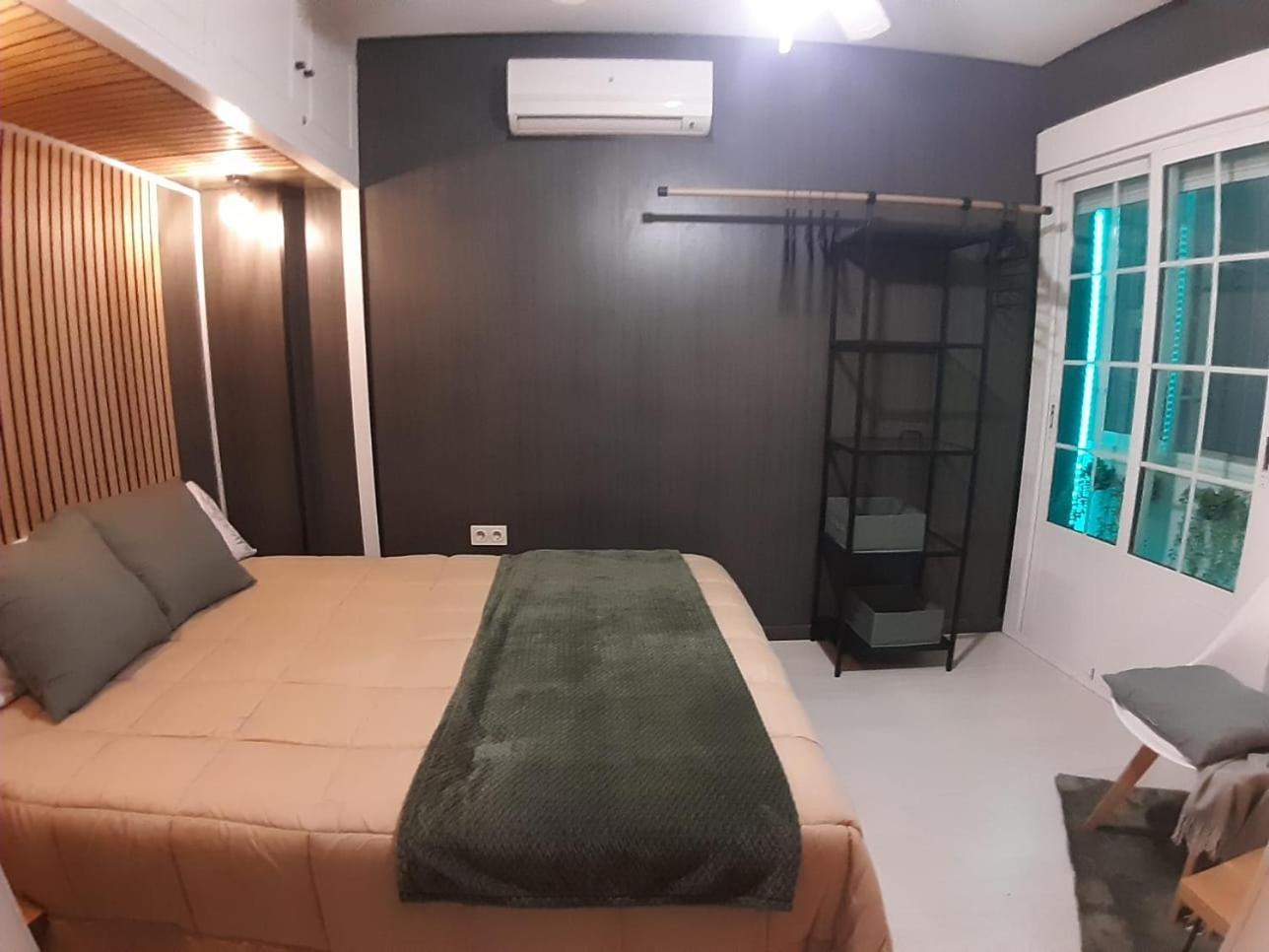 Apartamento E&R Malaga Centro- Parking Gratis Exterior photo