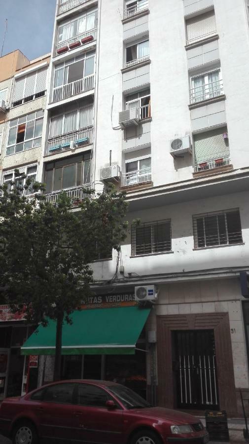 Apartamento E&R Malaga Centro- Parking Gratis Exterior photo