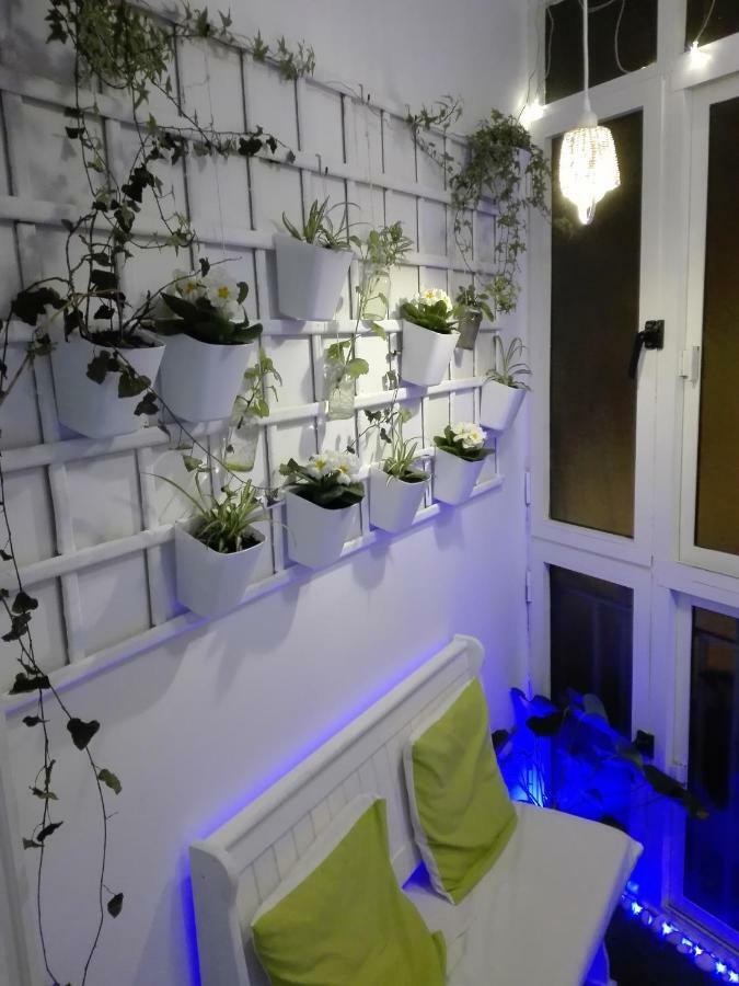 Apartamento E&R Malaga Centro- Parking Gratis Exterior photo