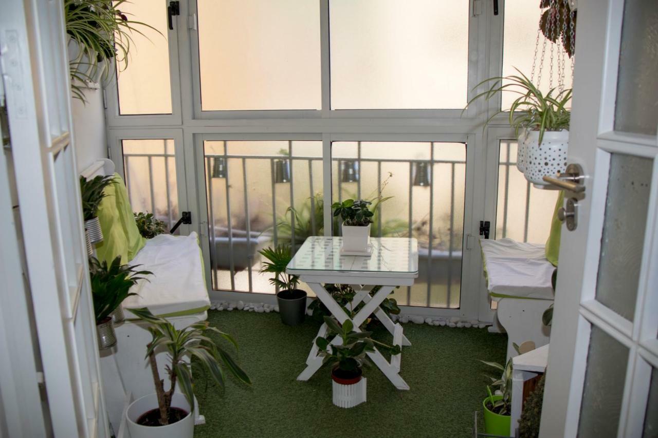Apartamento E&R Malaga Centro- Parking Gratis Exterior photo