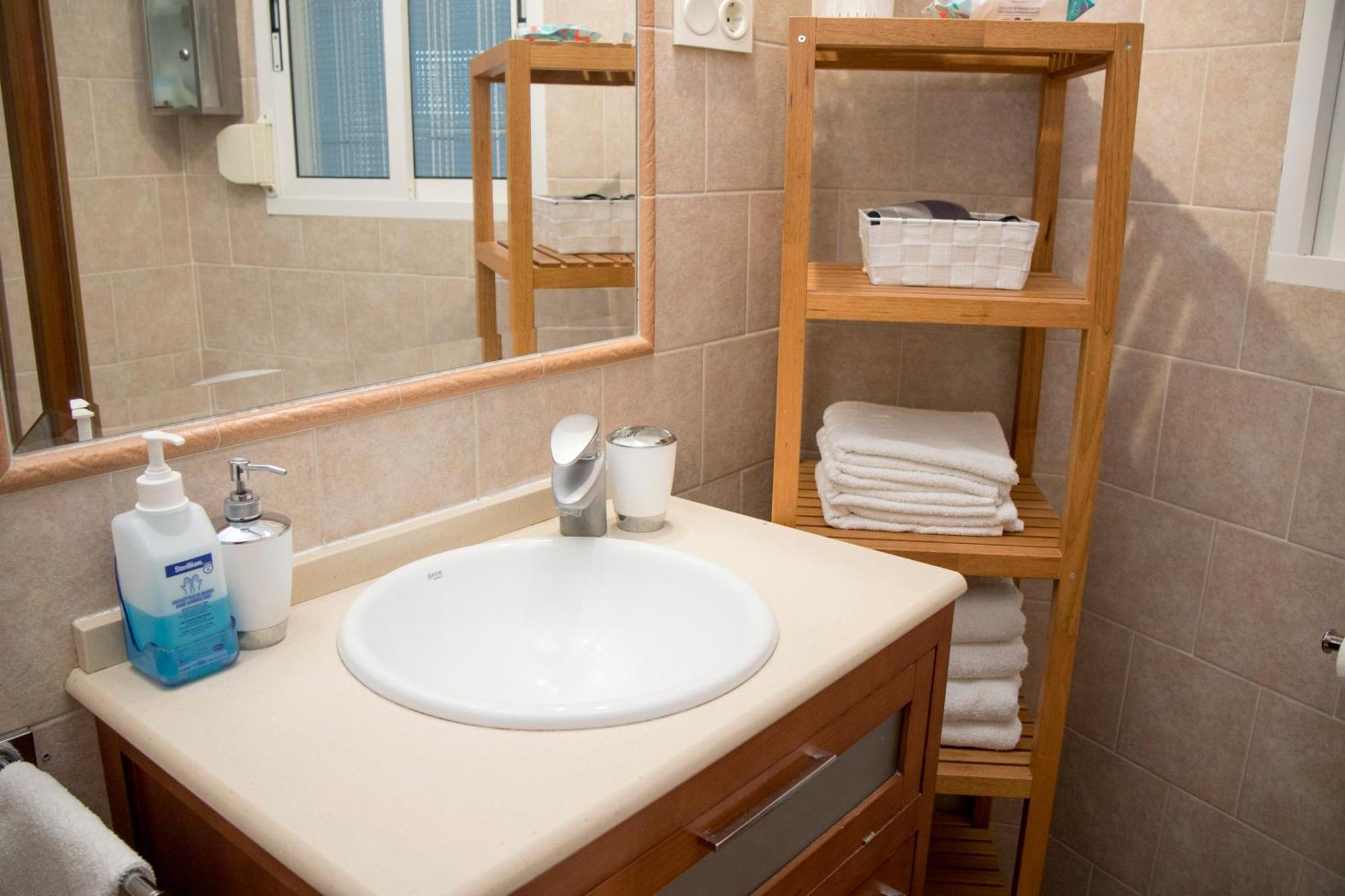 Apartamento E&R Malaga Centro- Parking Gratis Exterior photo